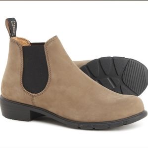 Blundstone 1974 Ankle Chelsea Boots - Leather, Women's US 8.5 NEW!